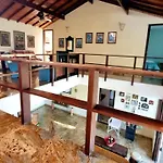 Casa dos Jacarandás com 4 quartos com vista para o mar