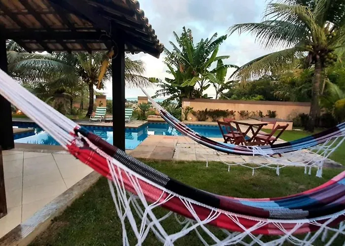 Casa dos Jacarandás com 4 quartos com vista para o mar